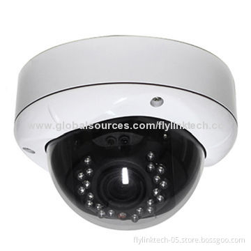 Built-in/External PoE + 4/$8 IP Camera with 20m IR Range